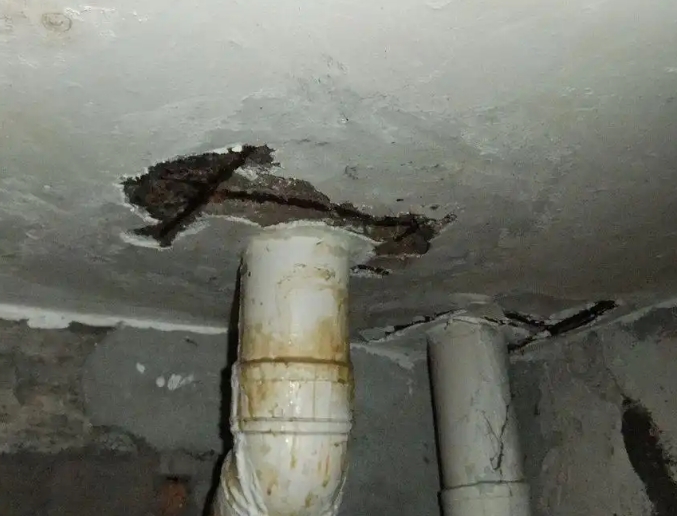 郑州管城区卫生间漏水维修公司浅析郑州管城区卫生间渗水维修的方法